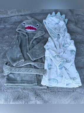 Set of two (2) baby boy infant robes, shark and alligator 0-9 months